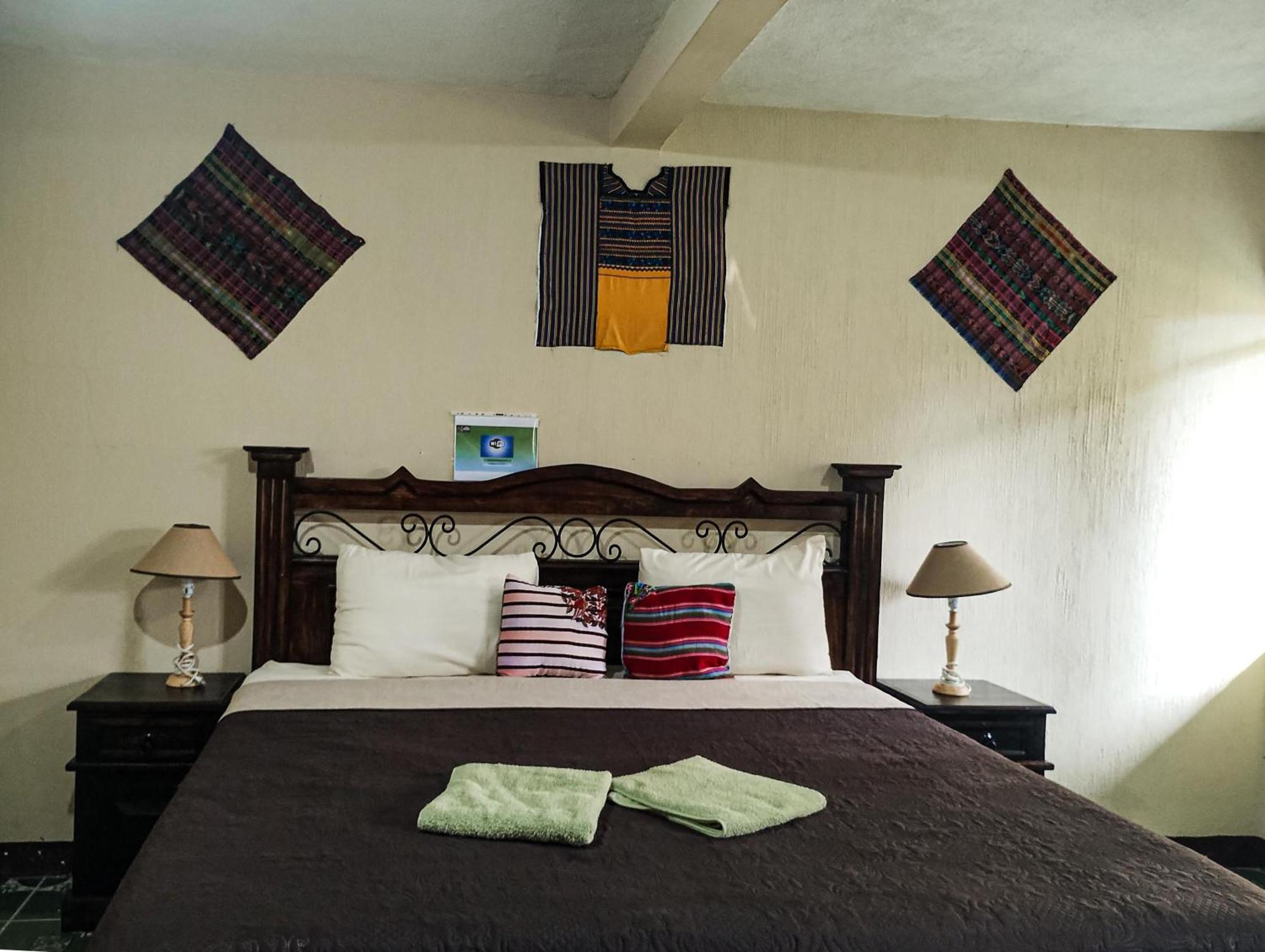 Hotel Casa Elefante Dormido à Panajachel Extérieur photo