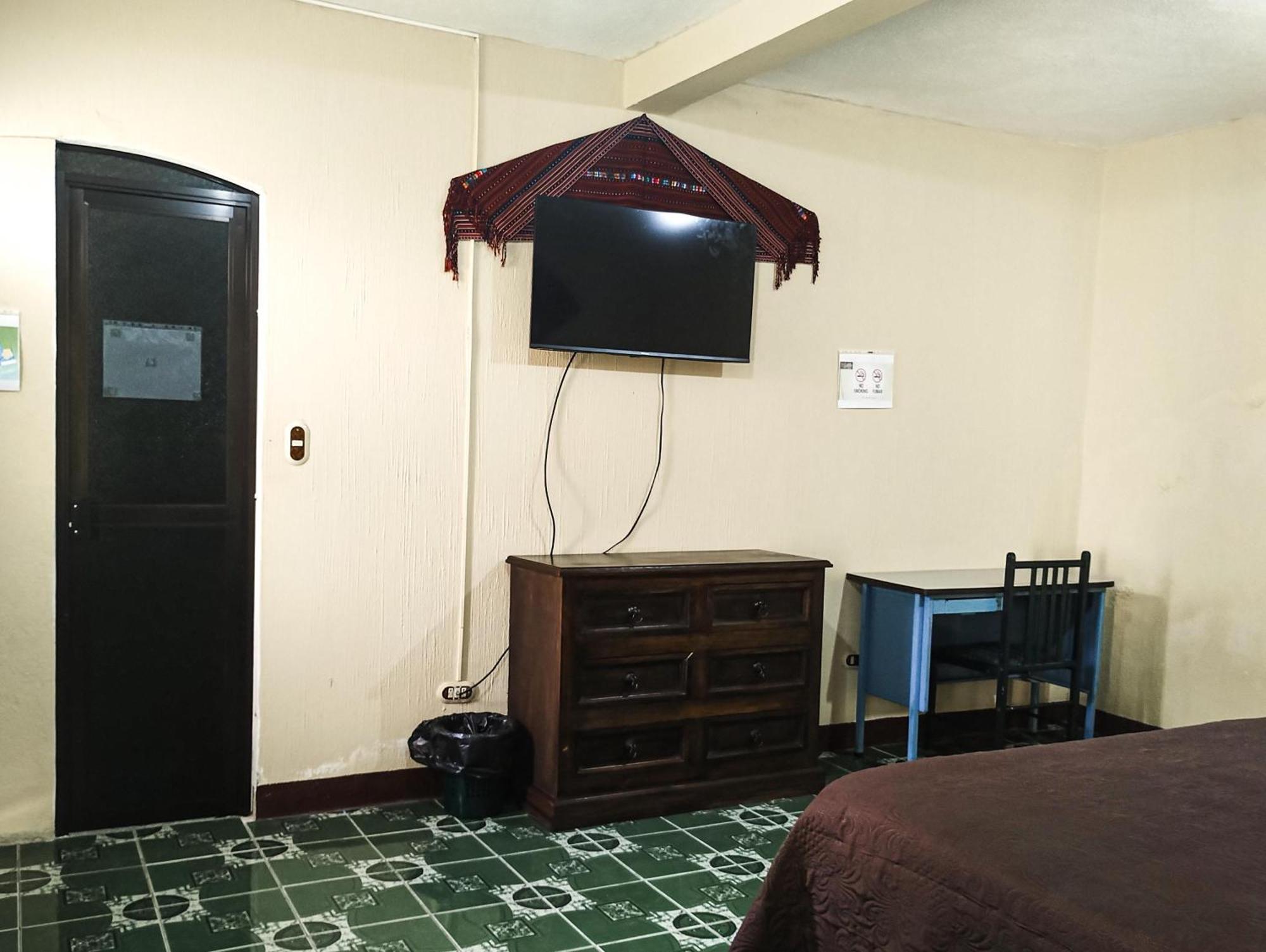 Hotel Casa Elefante Dormido à Panajachel Extérieur photo